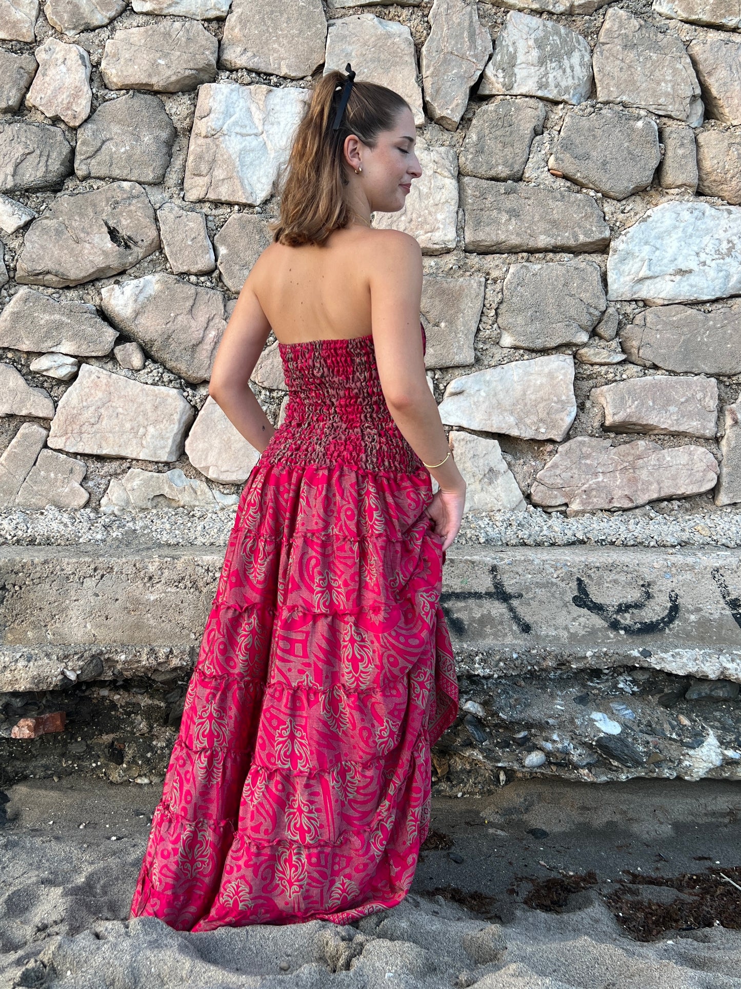 Vestido palabra de honor en seda reciclada con estampado floral