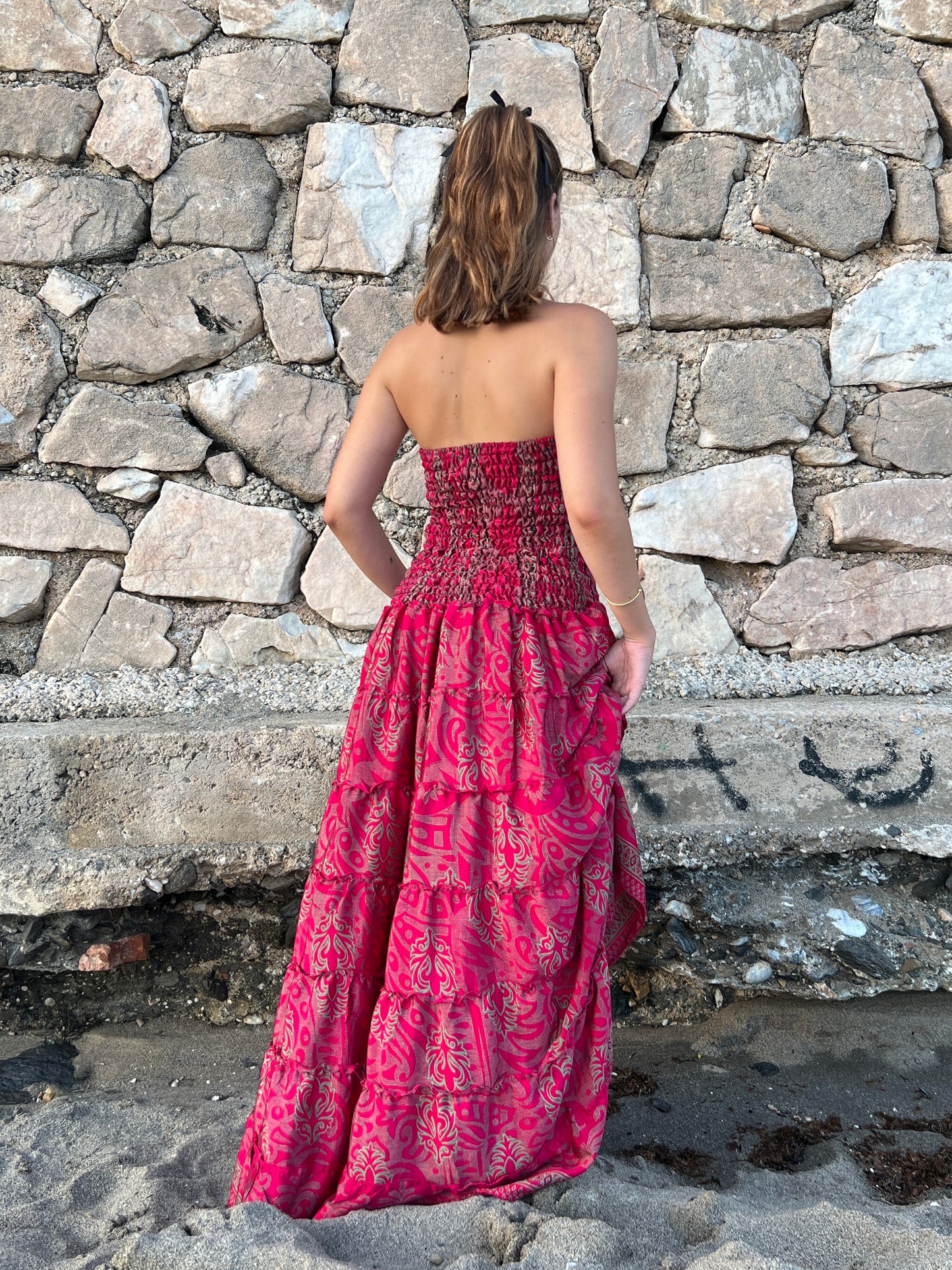 Vestido palabra de honor en seda reciclada con estampado floral