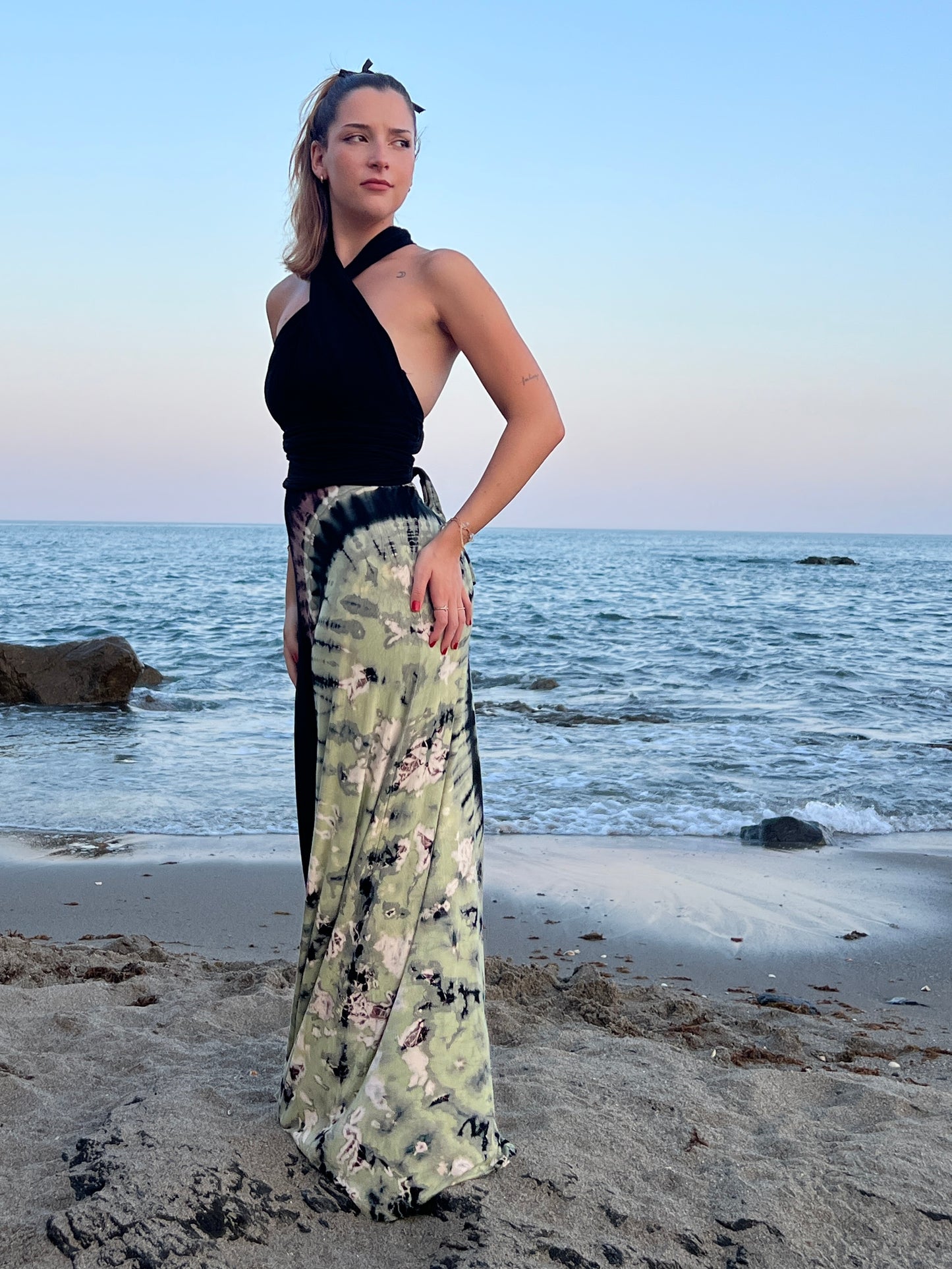 Vestido Multifuncional “Aura Cambiante” — Largo en spandex tie-dye