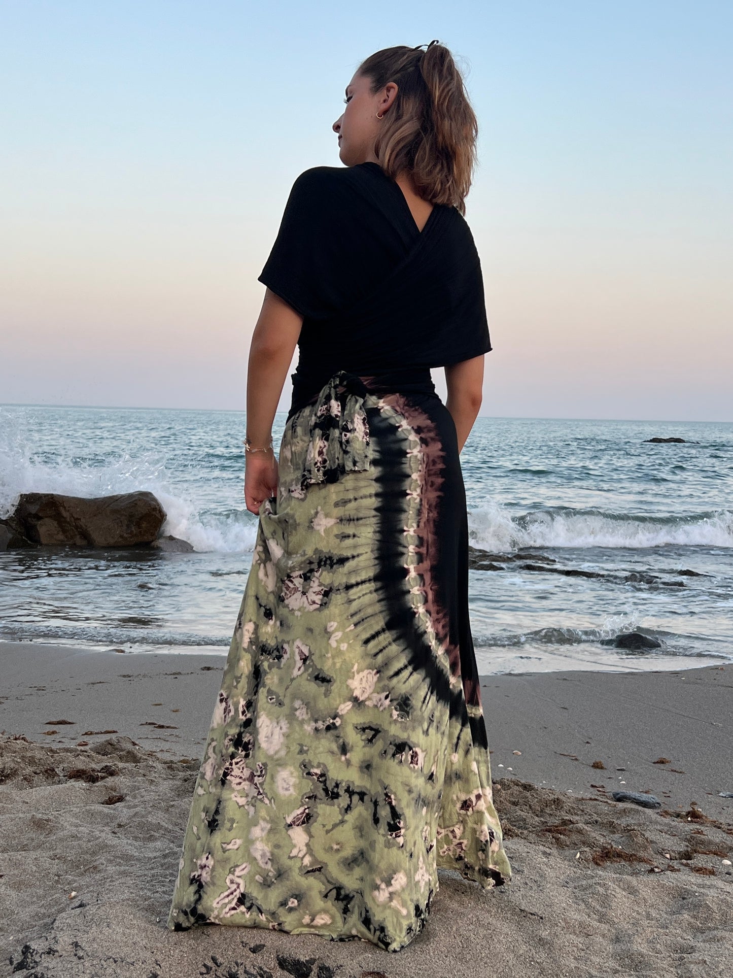 Vestido Multifuncional “Aura Cambiante” — Largo en spandex tie-dye