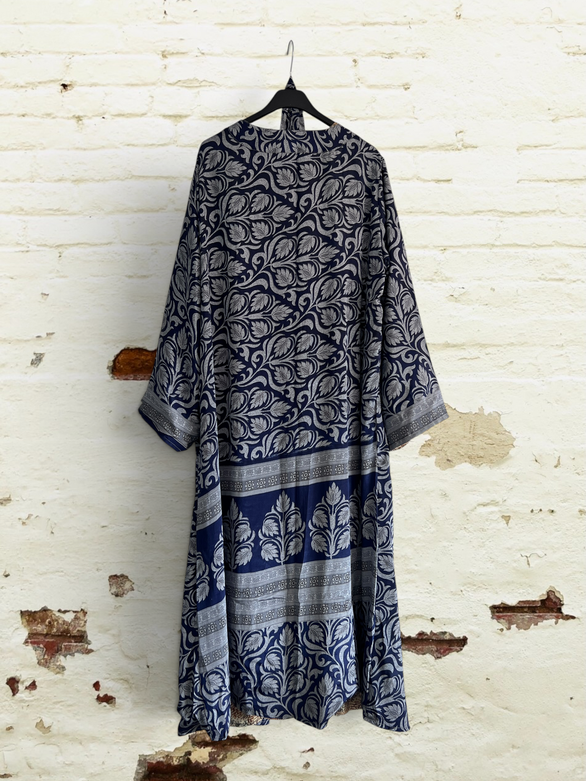 1 Kimono de seda reciclada Reversible Elegancia