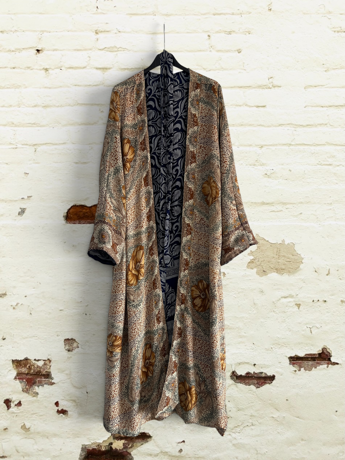 1 Kimono de seda reciclada Reversible Elegancia