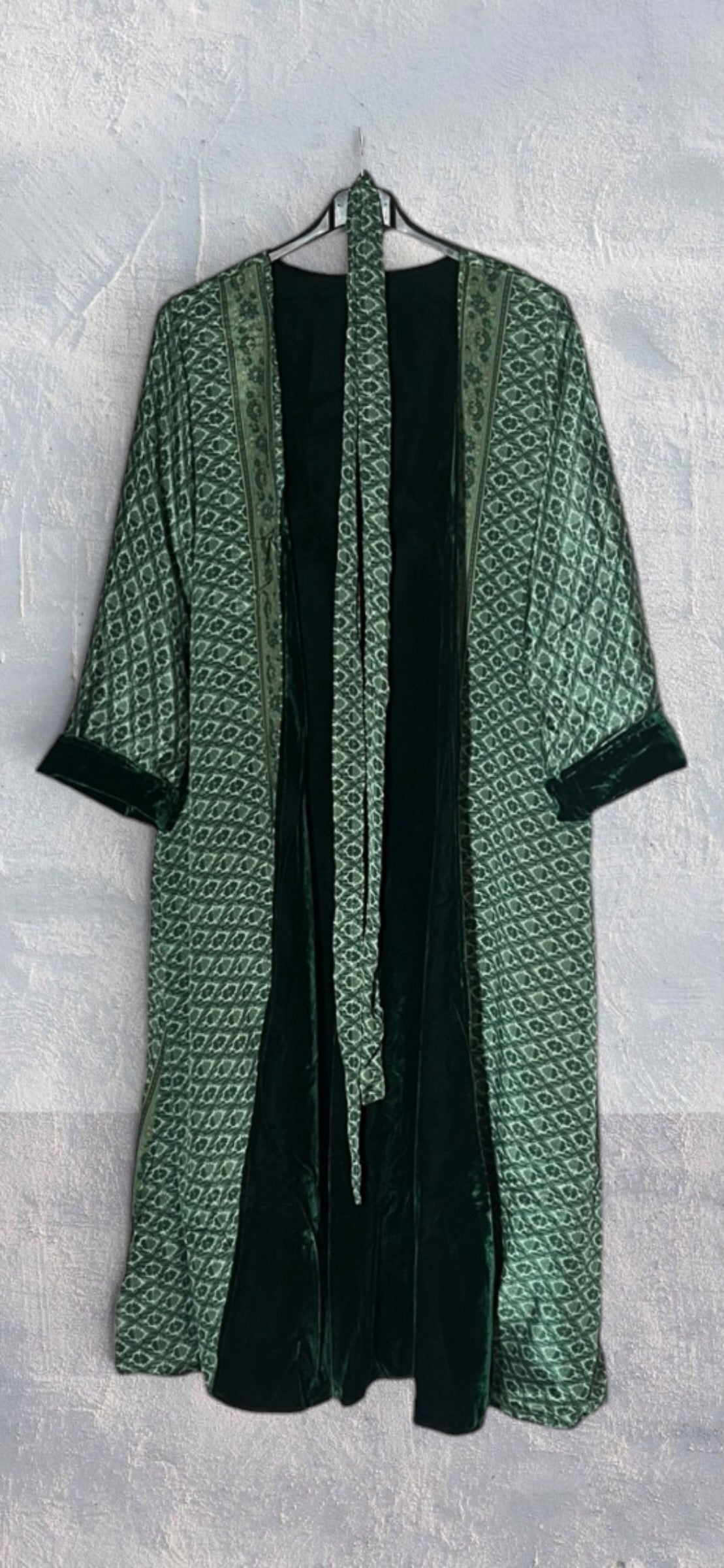 Kimono largo reversible de terciopelo y seda estampada Green Obsession
