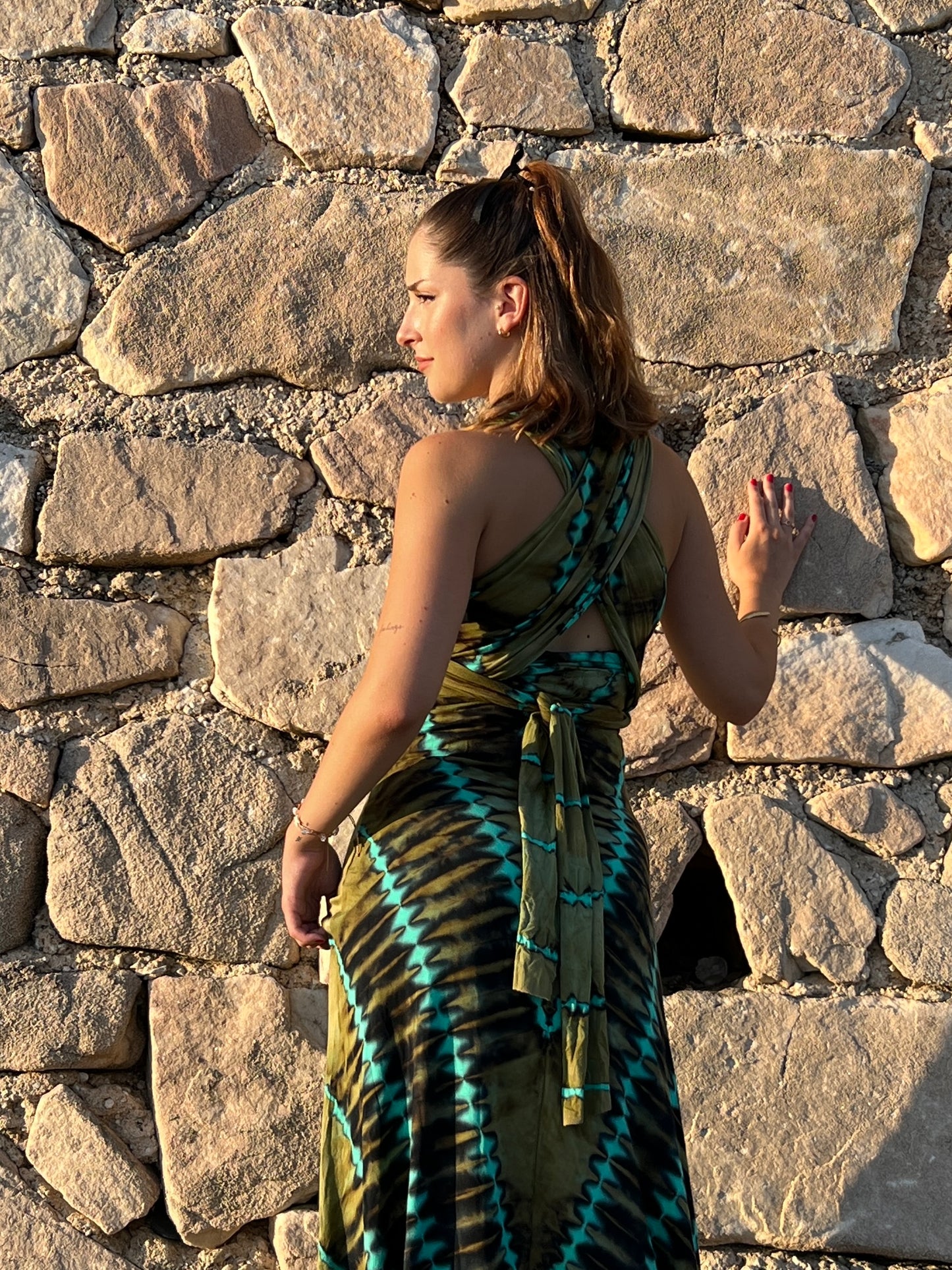 Vestido Multifuncional “Aura Cambiante” — Largo en spandex tie-dye