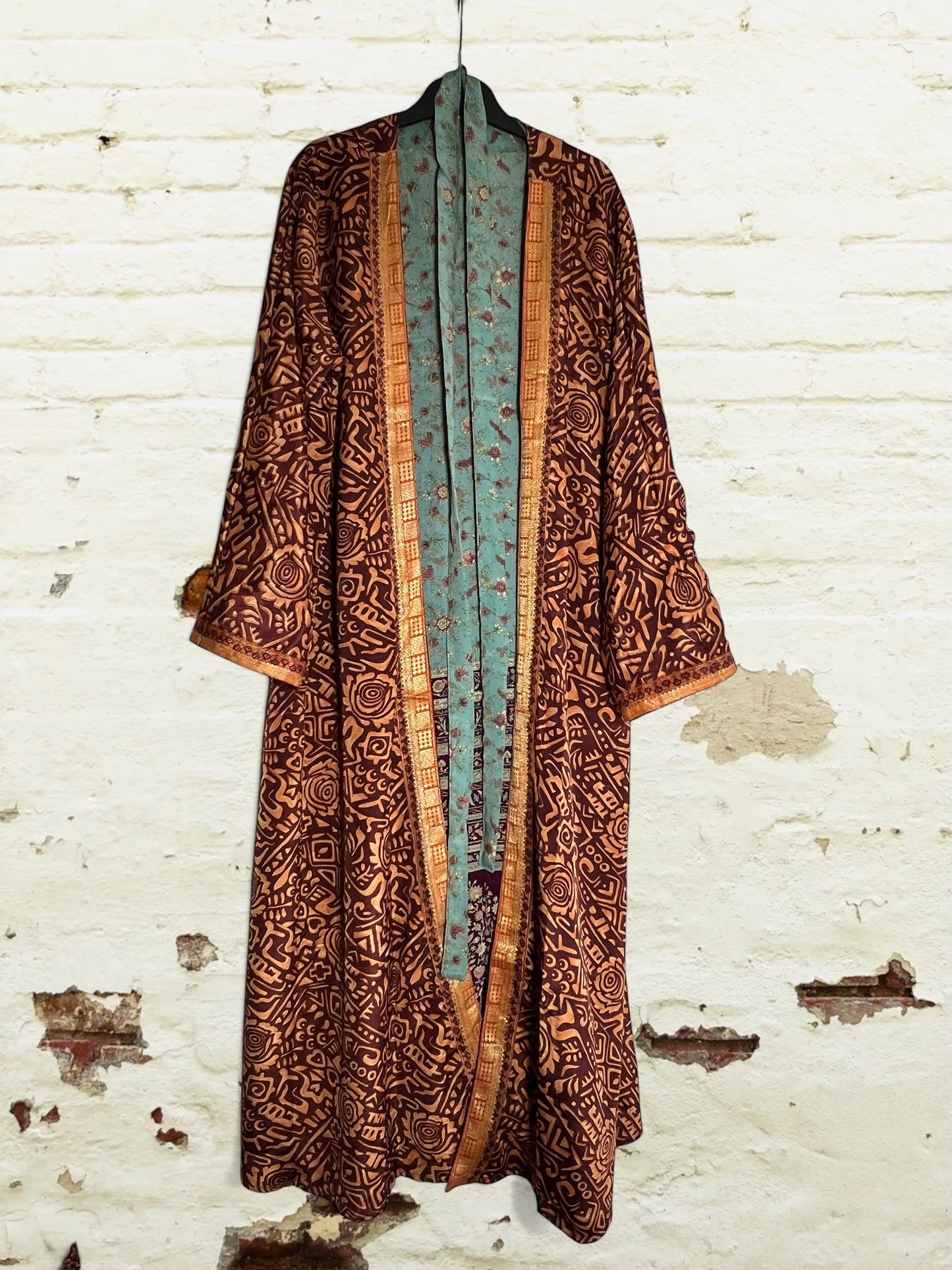 Kimono reversible largo de seda reciclada Cielo