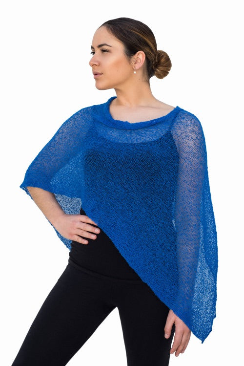 Poncho Multiuso de Tejido Ligero – Cómodo, Bonito y Disponible en Varios Colores