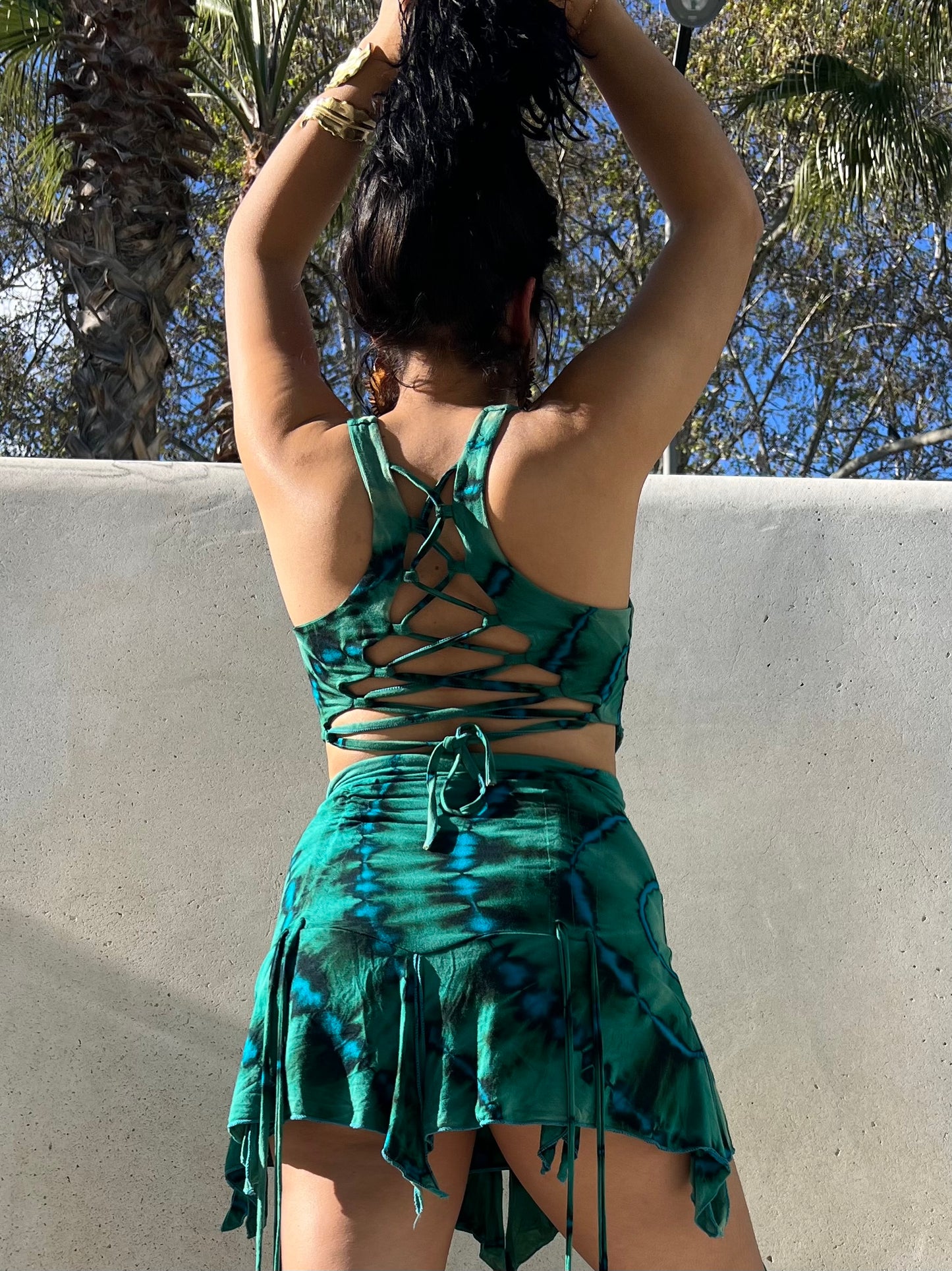 Conjunto top y falda tie-dye en spandex de rayon