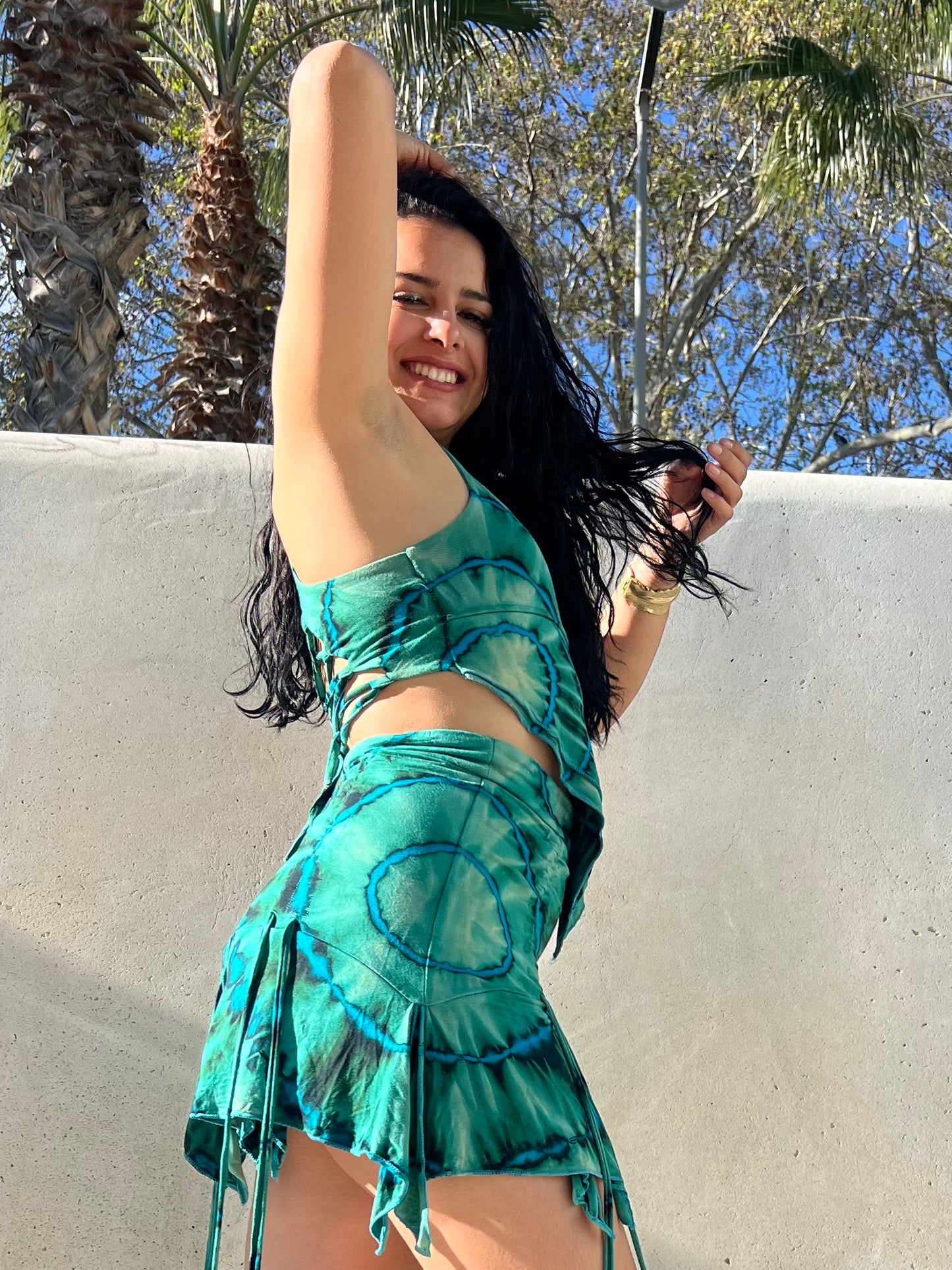 Conjunto top y falda tie-dye en spandex de rayon