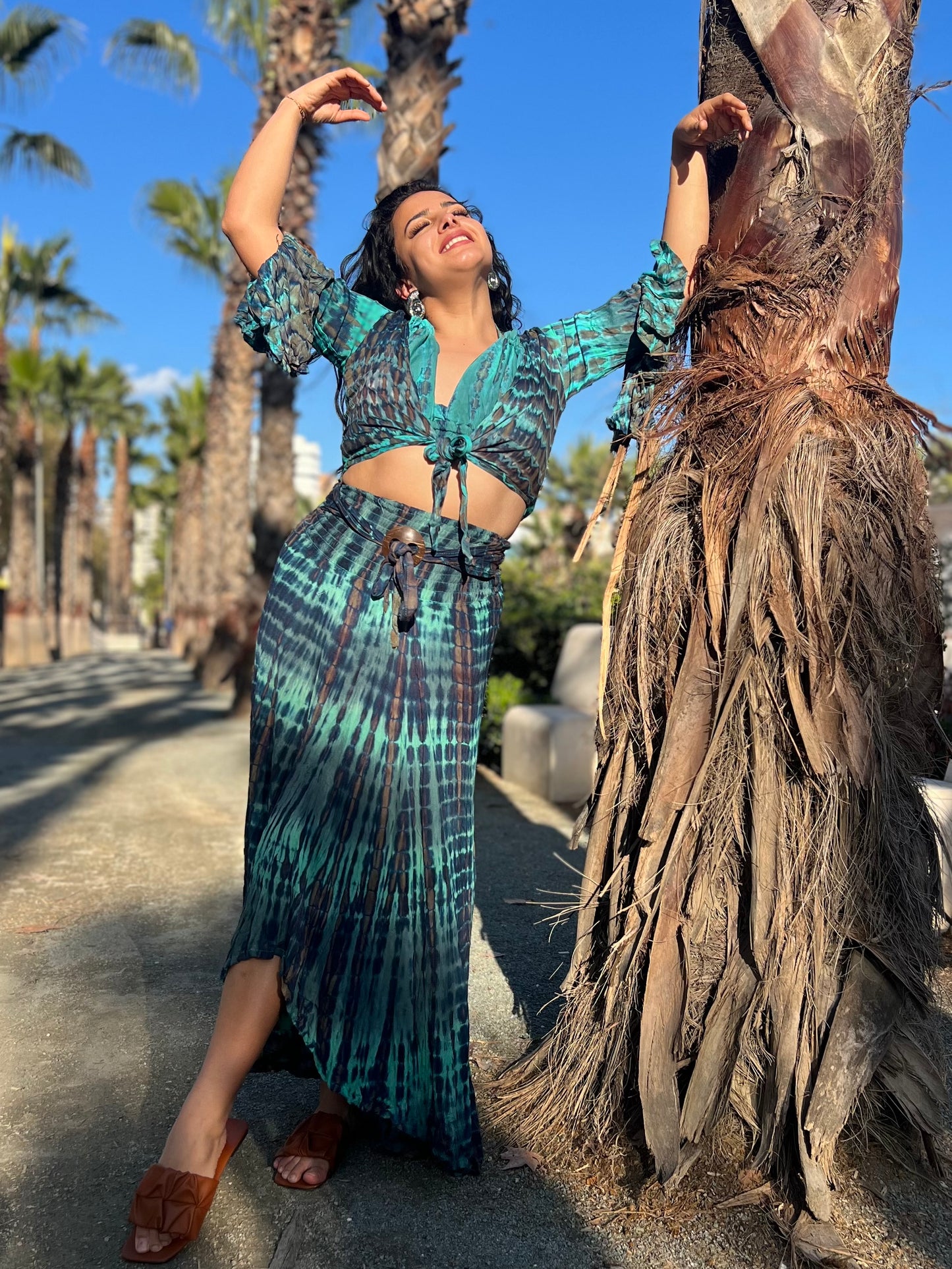 Falda Tie-Dye Asimétrica de rayón con Cinturón Fijo