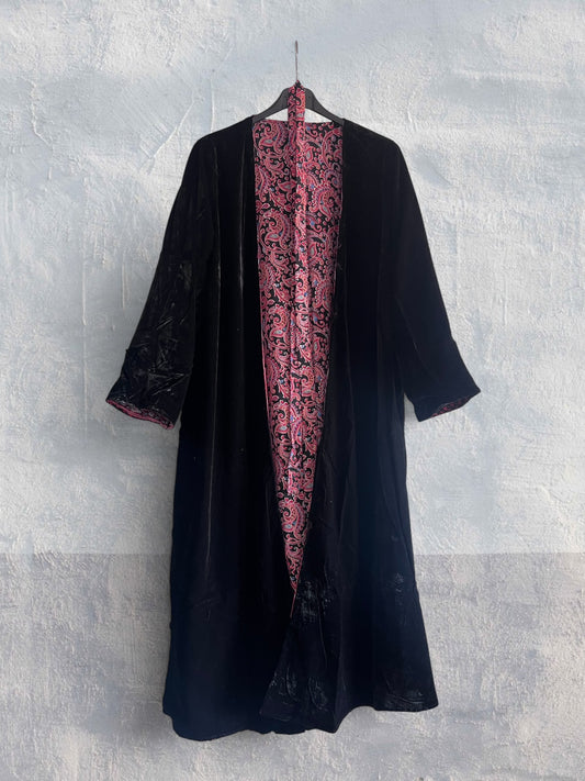 Kimono largo reversible de terciopelo y seda estampada Black Velvet