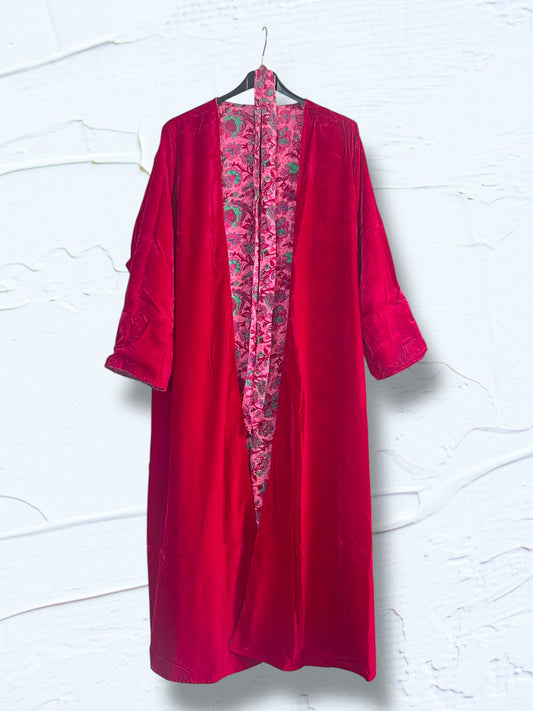 Kimono reversible de tercio pelo fucsia y rosa con seda estampada