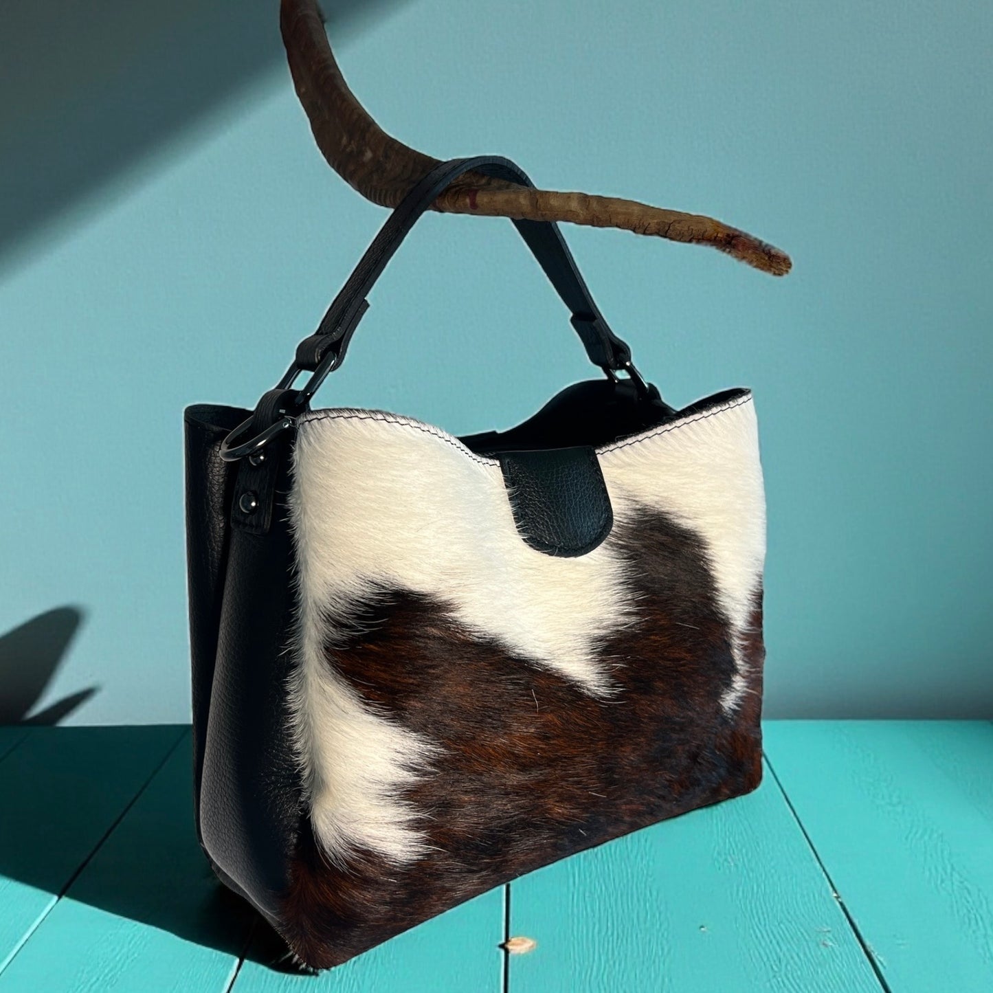 Bolso de piel con pelo de vaca – Hecho en Itali